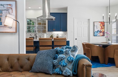 Dripping Springs House | Pickleball, Private Pool & More! - Vista Blue!