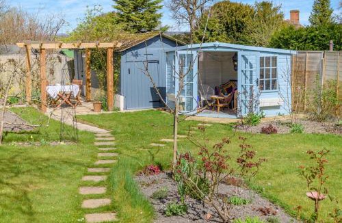 Westbury House | Picquet View