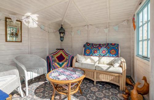 Westbury House | Picquet View