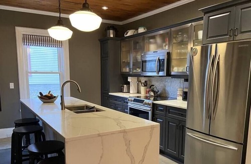 Prince Edward House | Picton Century Home- Group Getaway in PEC