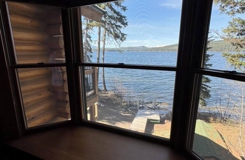 Seeley Lake Cabin | Picturesque cabin on Placid Lake for a relaxing getaway