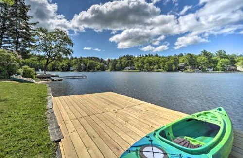 Hinsdale House | Picturesque Cottage with Sunroom on Ashmere Lake!
