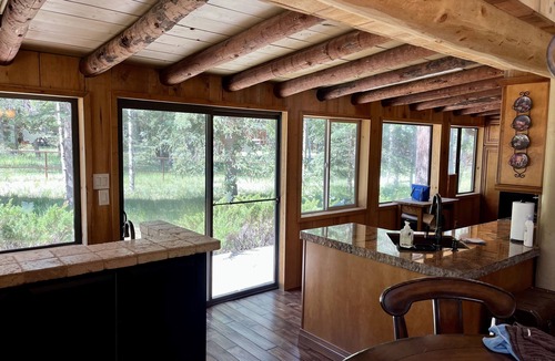 Alpine Cabin | Picturesque retreat inspired by Thomas Kinkade, set on 1.5 acres!