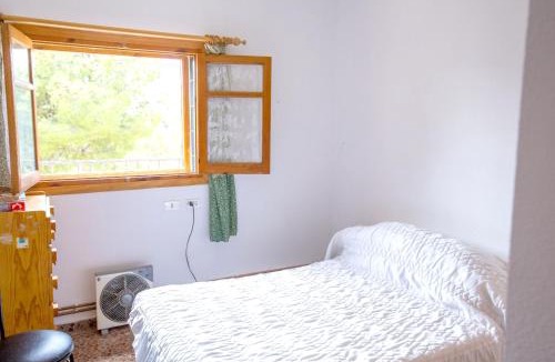 Chulilla Villa | Picturesque Villa in Chulilla with Private Pool