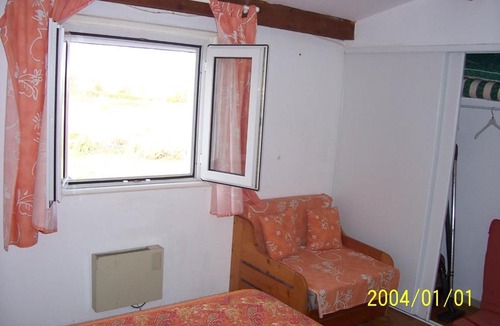 Poggio-Mezzana House | pied dan l'eau moriani plage res alba serena