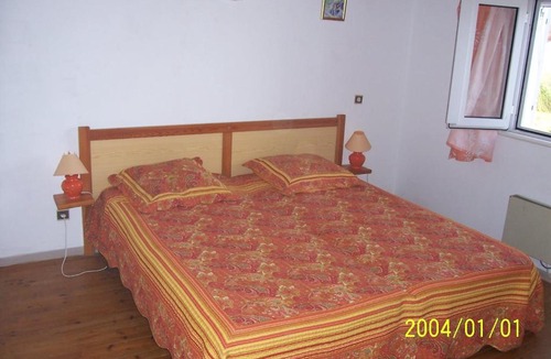 Poggio-Mezzana House | pied dan l'eau moriani plage res alba serena