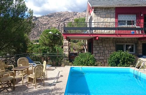 Manzanares el Real Apartment | Piedra Libre apartment 2