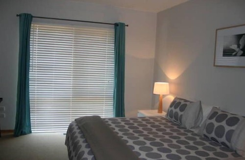 Shoreham Apartment | Pier 3 self contained