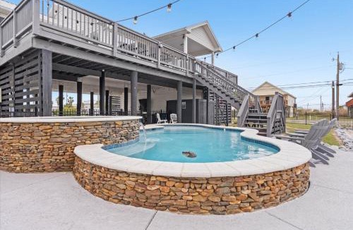 Royal Lagoons House | Pier Pressure - 301 Port Royal St