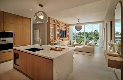 Barrier Island Hotel | Pier Sixty-Six (Pier 66)