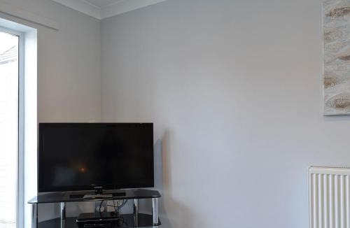 Hopton House | Pier View