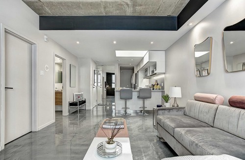 Shaughnessy Village Apartment | Pierce Boutique Apartments