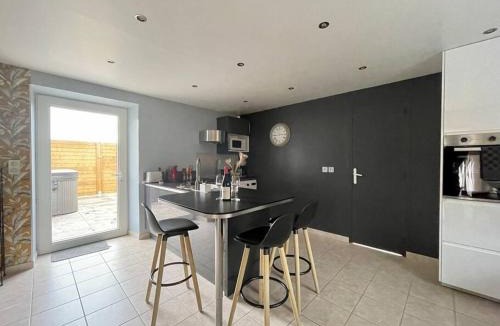 Cottun House | Pierre et Ô by Melrose