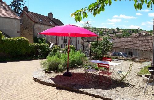 Mellecey House | Pierre et Marie - MELLECEY