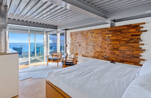 Western Malibu House | Pierre Koenig Beachfront Villa on Broad Beach!