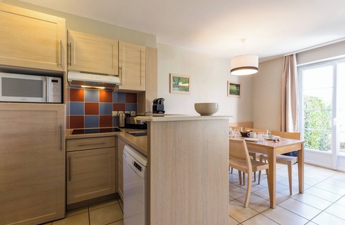 Port-en-Bessin-Huppain House | Pierre & Vacances Residence Le Green Beach