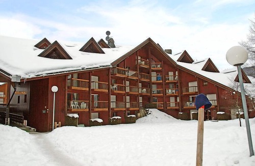 Les Contamines-Montjoie Apartment | Pierres Blanches F et H by Interhome