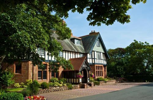 Troon Hotel | Piersland House