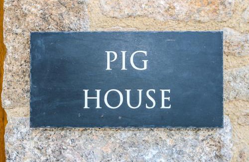 Falmouth House | Pig House, Boskensoe Barns