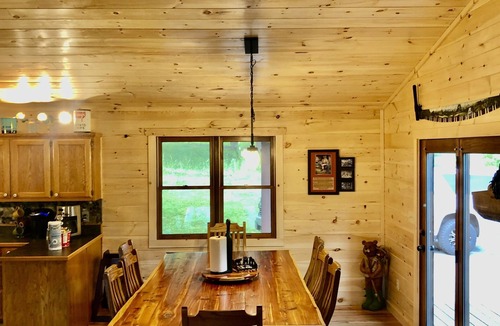Wears Valley Cabin | Pigeon Forge ! Modern , Game Room , Hot Tub-Pool-Fishing