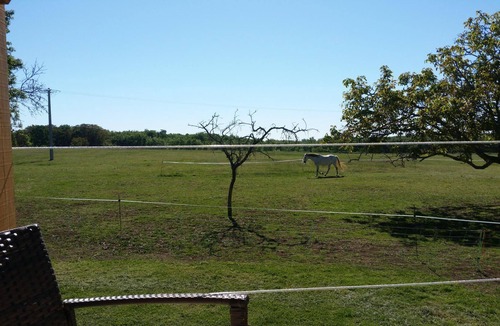 Cahuzac-sur-Vere Apartment | Pigeonnier defonclamouse gite for 2 people