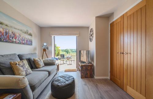 Culmstock House | Piglet Corner