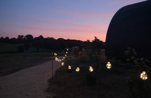 Upper Seagry Cabin | Piglet's House