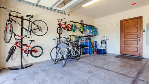 Kamuela House | ❤PiH❤ Sunset Villa Great for Couples Bikes and Beach Gear