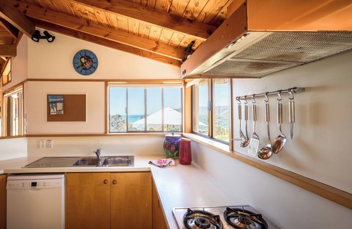 Piha House | PIHA POLE POSITION