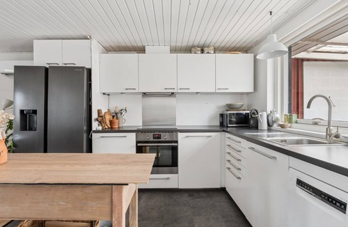 Udsholt House | "Pihla" - 1km from the sea by Interhome