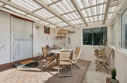 Udsholt House | "Pihla" - 1km from the sea by Interhome