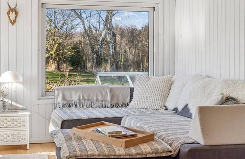 Udsholt House | "Pihla" - 1km from the sea by Interhome