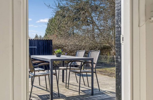 Udsholt House | "Pihla" - 1km from the sea by Interhome