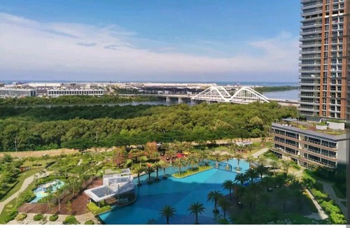 Pantai Indah Kapuk Apartment | PIK Family Suite Amazing View 3 Bed Room Fast Wifi