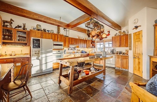 Kissing Camels House | Pikes Peak Place: Relaxing Oasis w/Mtn Views