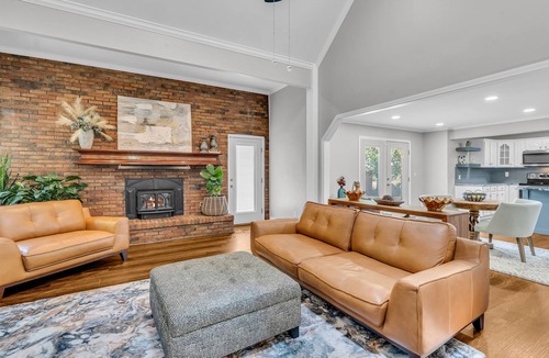 Starkville House | Pikes Place, Spacious, MSU Gameday Retreat