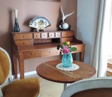 Locronan House | pikou panez