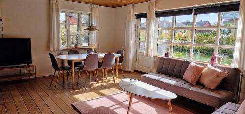 Marstal House | Pilehuset