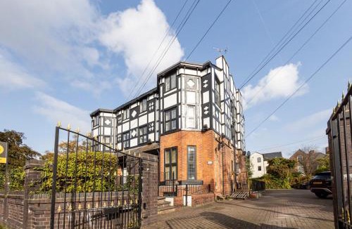 Walkden Apartment | Pillo Rooms - Abbey Grove