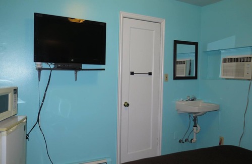 Wellington Hotel | Pillow Talk Motel