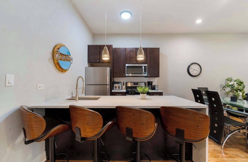 Heart of Chicago Apartment | Pilsen Retreat: 4BR 3BA near Downtown Chicago