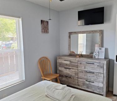 Orlando House | Pily's Vintage Stay Room Full Bed