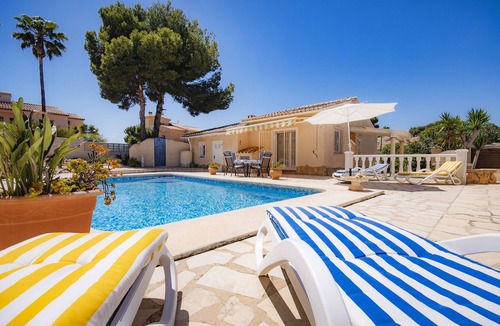Casas de Torrat Villa | Pinada - private pool, zona chill-out, WIFI gratis