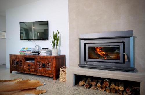 Broke House | Pindara