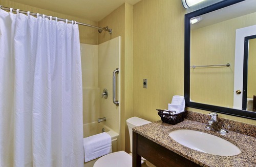 Mechanicsville Hotel | Pine Barn Inn