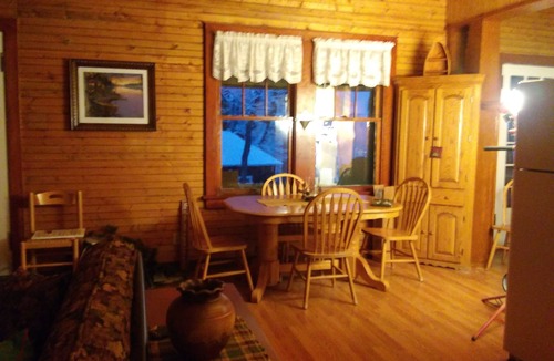 Long Lake Cottage | Pine Bear Cottage Adirondack for Rent