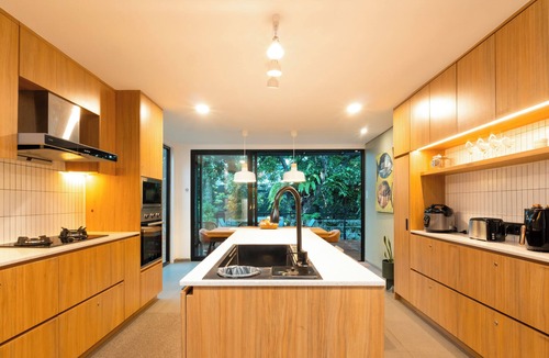 Sukajadi Villa | Pine Breeze Loft House