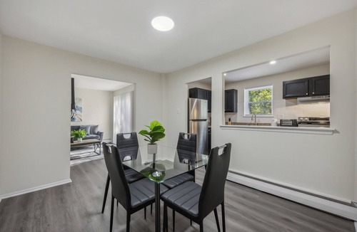 Newark Apartment | Pine Brook 410 I Pool Gym I Free Parking !