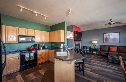 Pinebrook Condo | Pine Brook Point T2: 2 bedroom, 2 bath, quite location