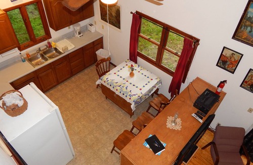 Carbondale Cabin | Pine Cabin #2 on 30 Acres! 1 mi. from Carbondale, IL & SIUC Campus